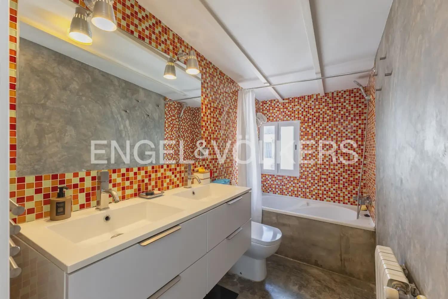 2 sovrum Takvåning till salu i Valencia stad - 440 000 € (Ref: 9987219)