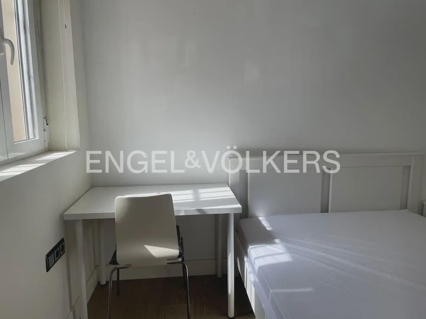 3 soveværelse Lejlighed til leje i Valencia by - € 1.400 (Ref: 9989404)