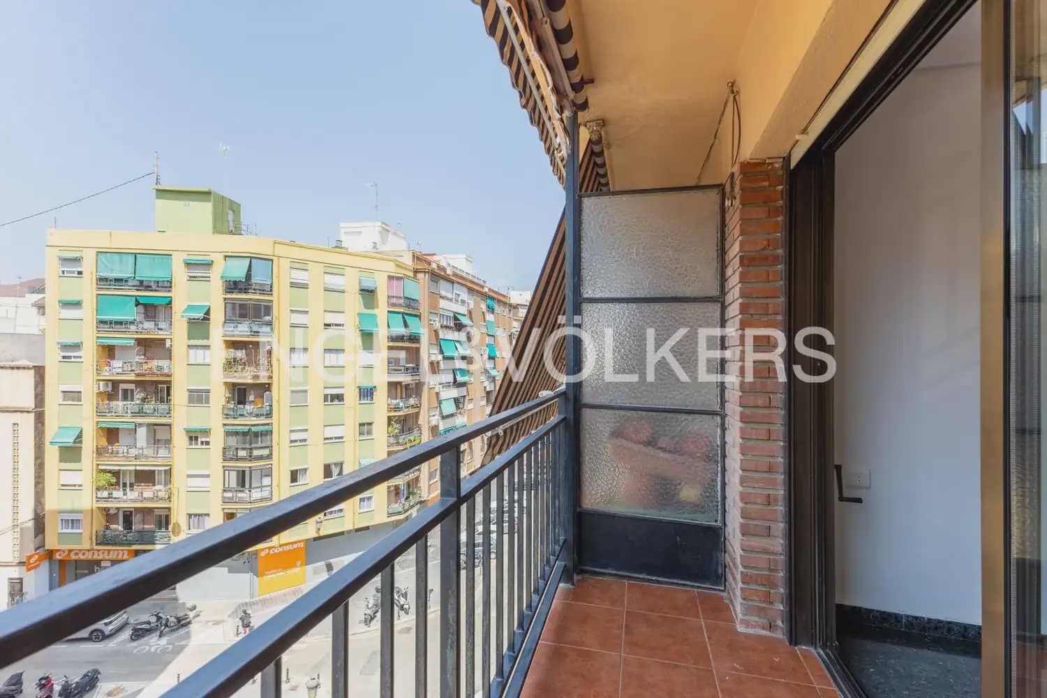 Piso de 3 habitaciones en València ciudad en alquiler con garaje - 1.580 € (Ref: 9989767)