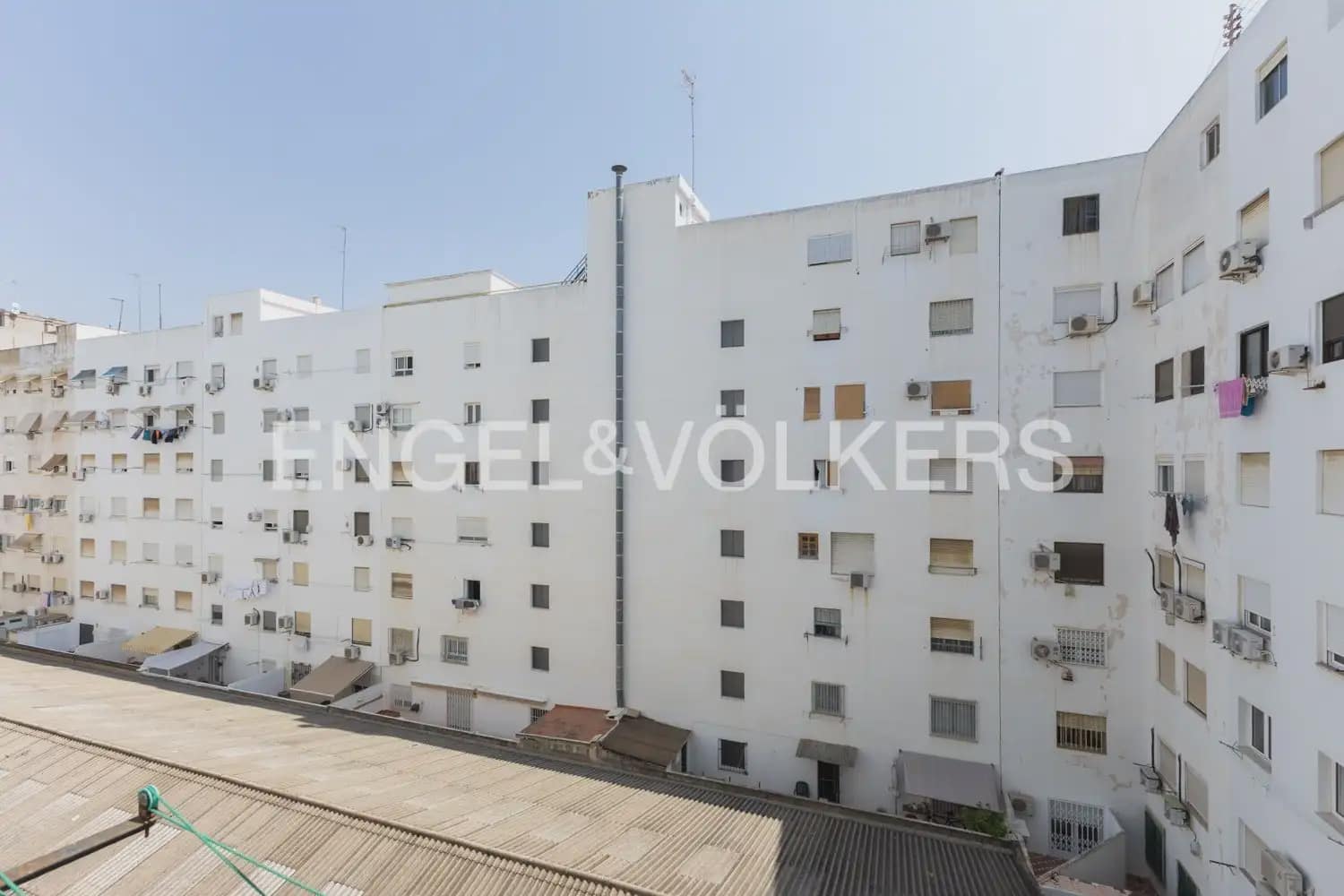 Piso de 3 habitaciones en València ciudad en alquiler con garaje - 1.580 € (Ref: 9989767)