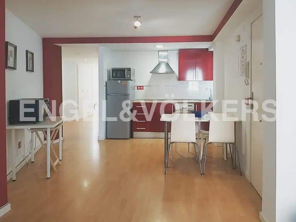 3 camera da letto Appartamento da affittare in Valencia citta - 1.200 € (Rif: 9989768)