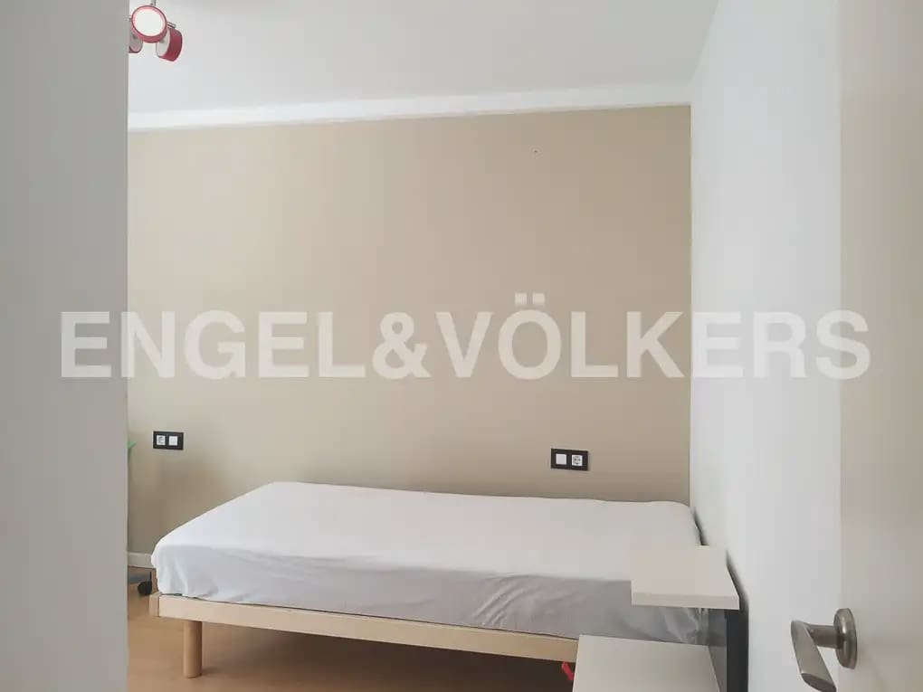 3 camera da letto Appartamento da affittare in Valencia citta - 1.200 € (Rif: 9989768)