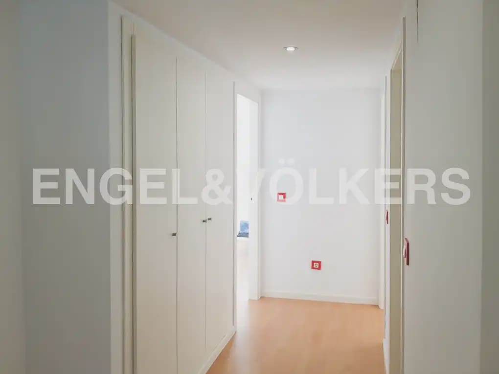 3 camera da letto Appartamento da affittare in Valencia citta - 1.200 € (Rif: 9989768)