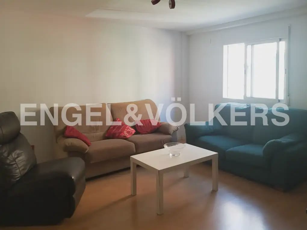 3 camera da letto Appartamento da affittare in Valencia citta - 1.200 € (Rif: 9989768)