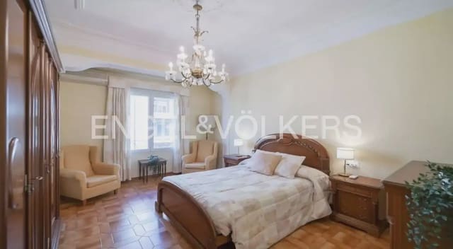 4 camera da letto Appartamento da affittare in La Petxina, Valencia città - 2.000 € (Rif: 9989769)