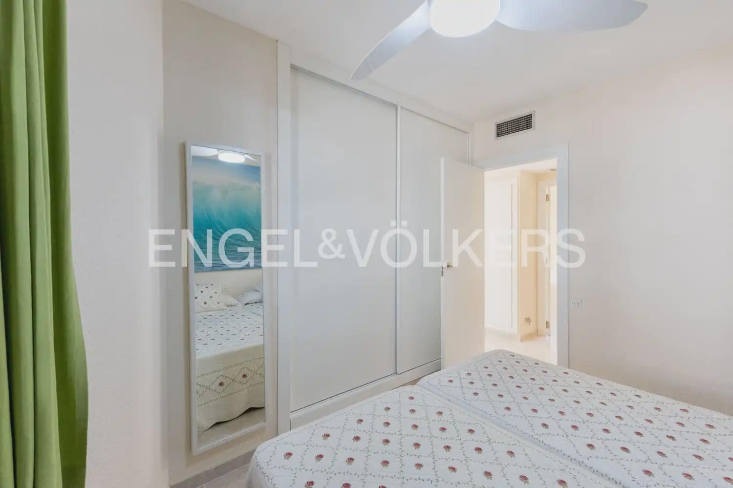 4 camera da letto Villetta a Schiera in vendita in Oropesa  con garage - 365.000 € (Rif: 9989770)