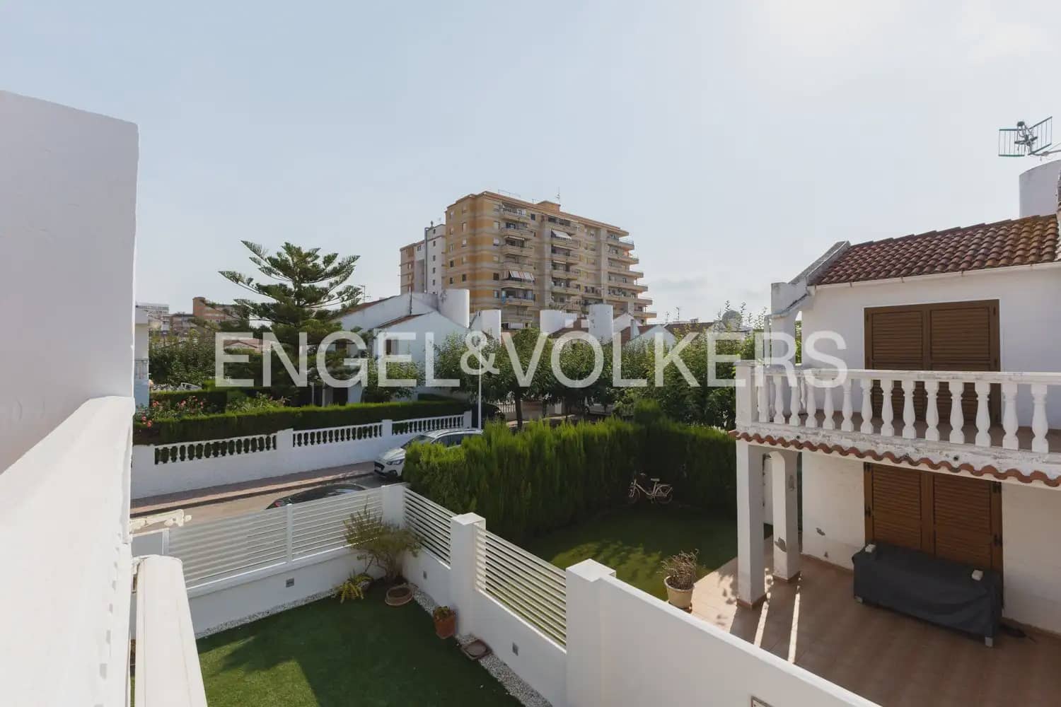 4 camera da letto Villetta a Schiera in vendita in Oropesa  con garage - 365.000 € (Rif: 9989770)