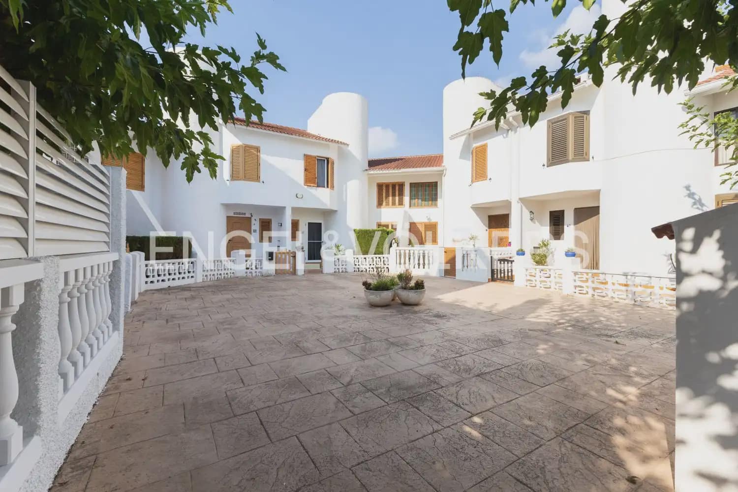 4 camera da letto Villetta a Schiera in vendita in Oropesa  con garage - 365.000 € (Rif: 9989770)