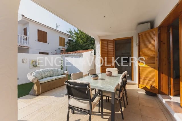 4 soveværelse Rækkehus til salg i Oropesa  med garage - € 365.000 (Ref: 9989770)