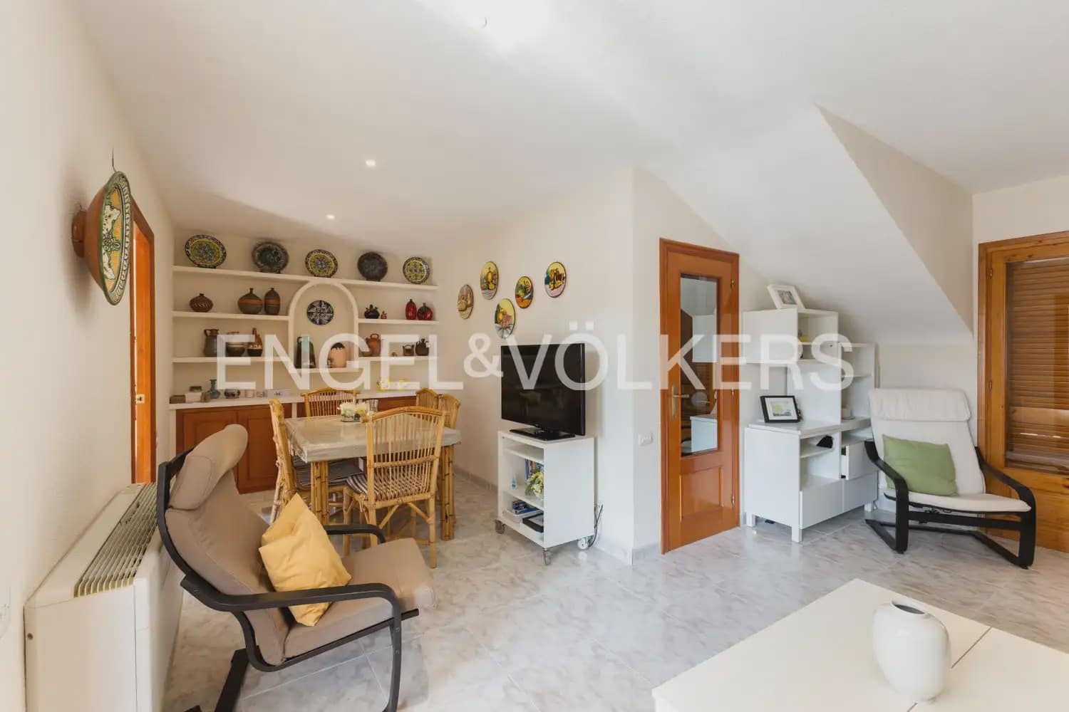 4 camera da letto Villetta a Schiera in vendita in Oropesa  con garage - 365.000 € (Rif: 9989770)