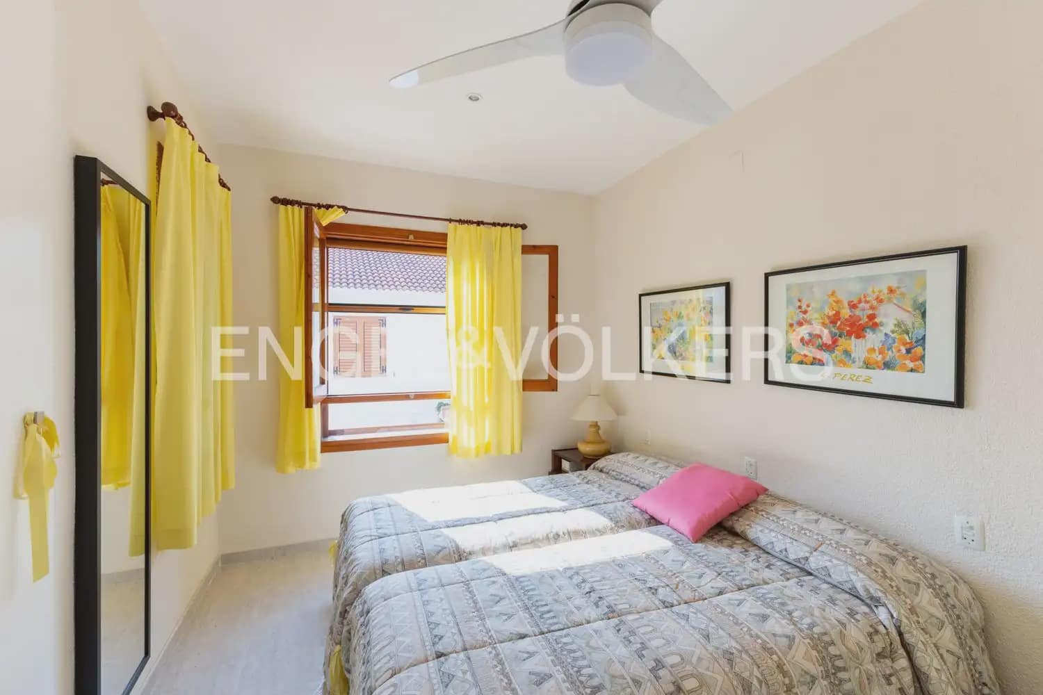4 camera da letto Villetta a Schiera in vendita in Oropesa  con garage - 365.000 € (Rif: 9989770)