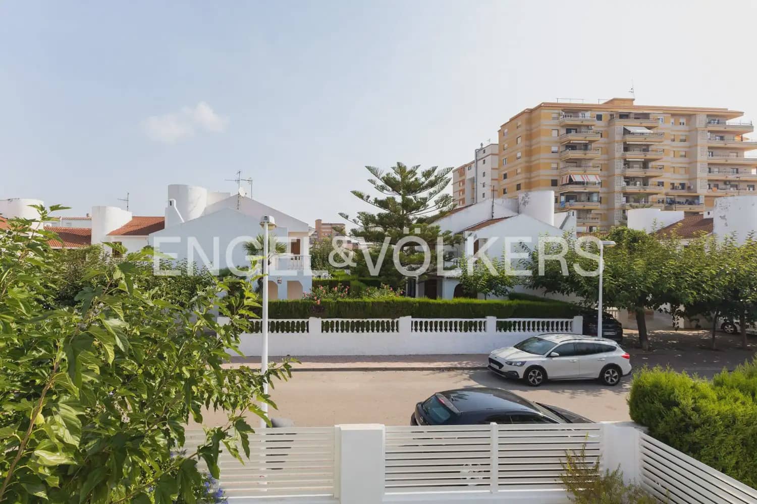 4 camera da letto Villetta a Schiera in vendita in Oropesa  con garage - 365.000 € (Rif: 9989770)