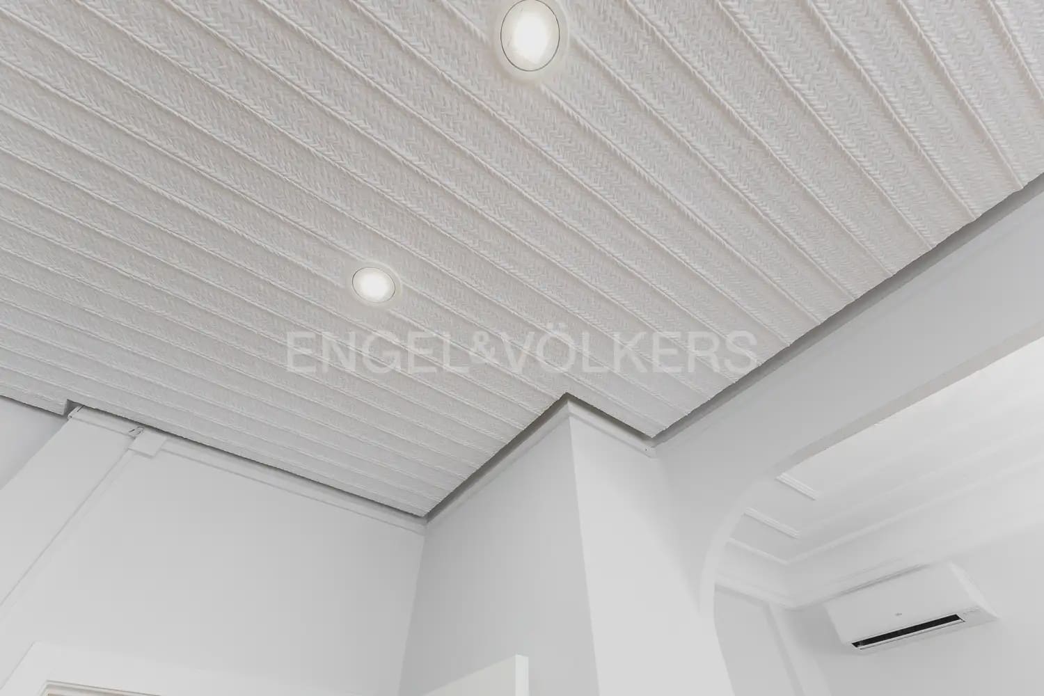 3 camera da letto Appartamento da affittare in Valencia citta - 2.150 € (Rif: 9989999)