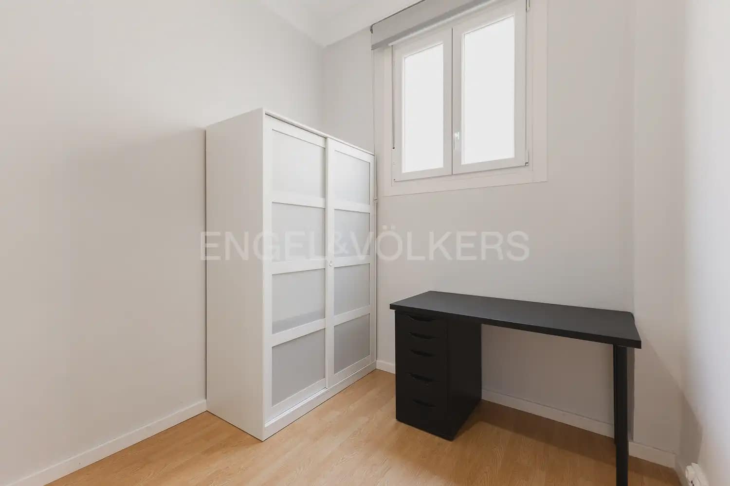 3 camera da letto Appartamento da affittare in Valencia citta - 2.150 € (Rif: 9989999)