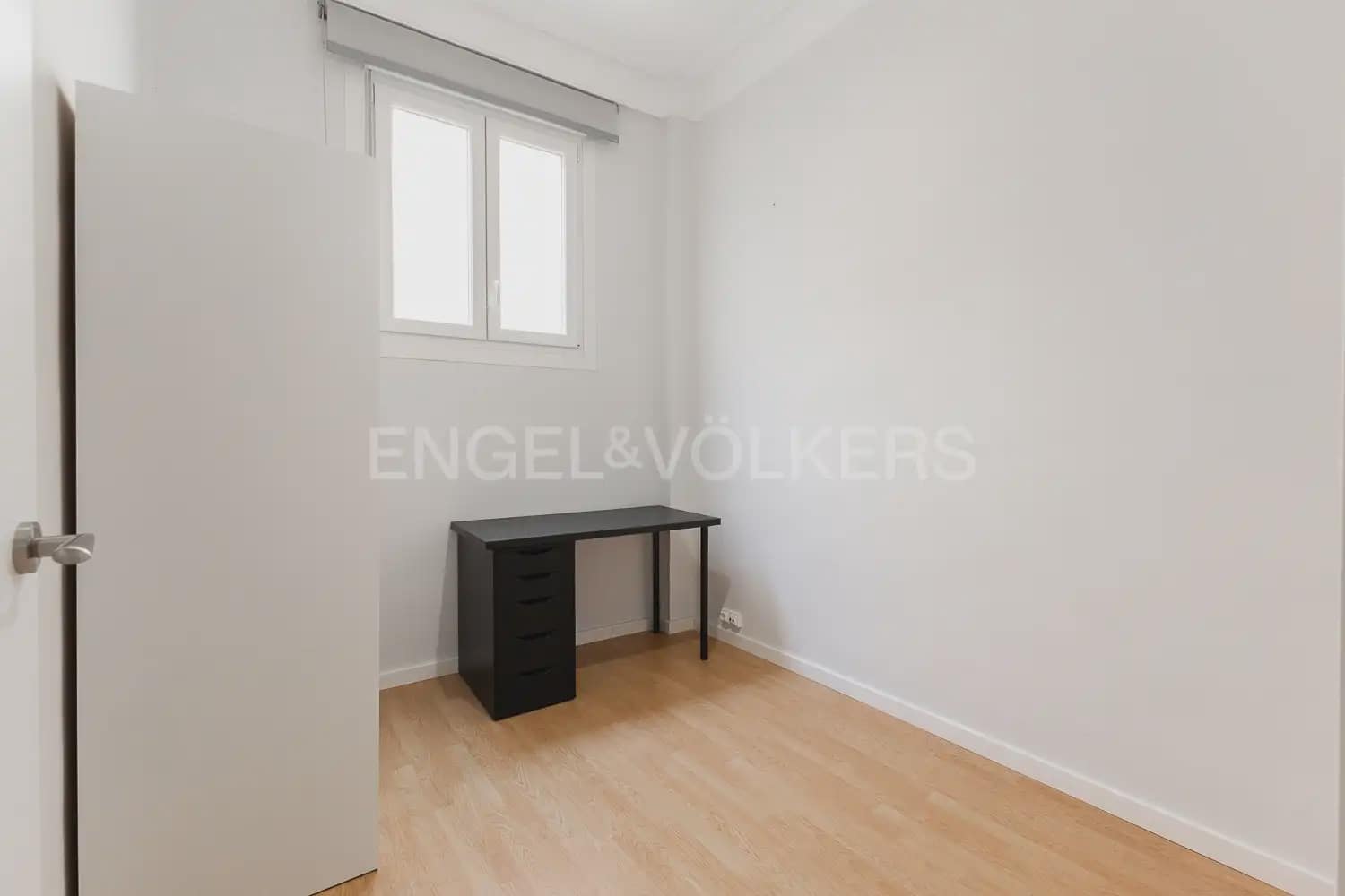 3 camera da letto Appartamento da affittare in Valencia citta - 2.150 € (Rif: 9989999)
