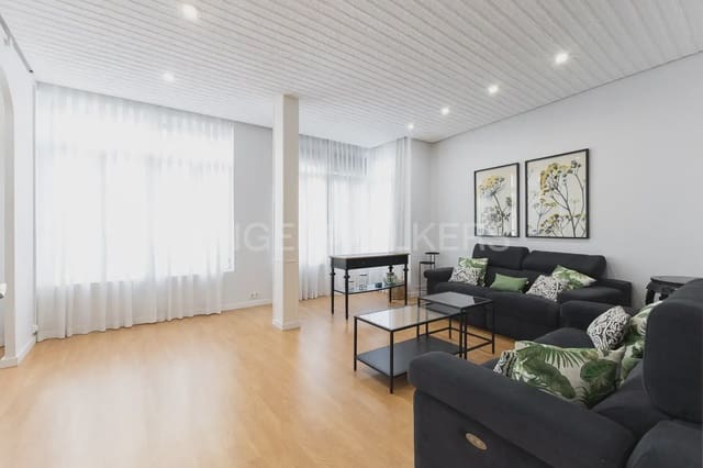 3 camera da letto Appartamento da affittare in Sant Francesc, Valencia città - 2.150 € (Rif: 9989999)