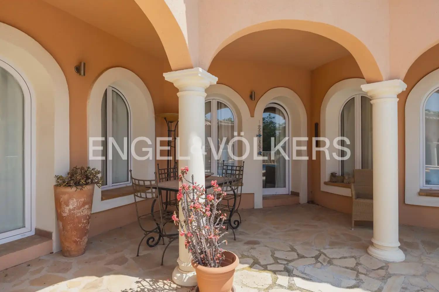 3 soverom Villa til salgs i Javea / Xabia med svømmebasseng garasje - € 810 000 (Ref: 9990000)