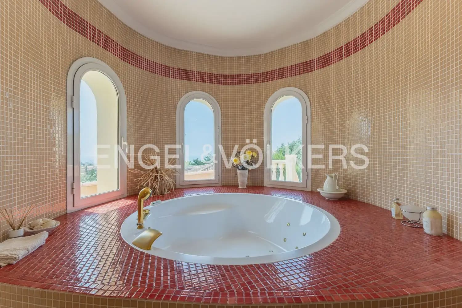 3 soverom Villa til salgs i Javea / Xabia med svømmebasseng garasje - € 810 000 (Ref: 9990000)