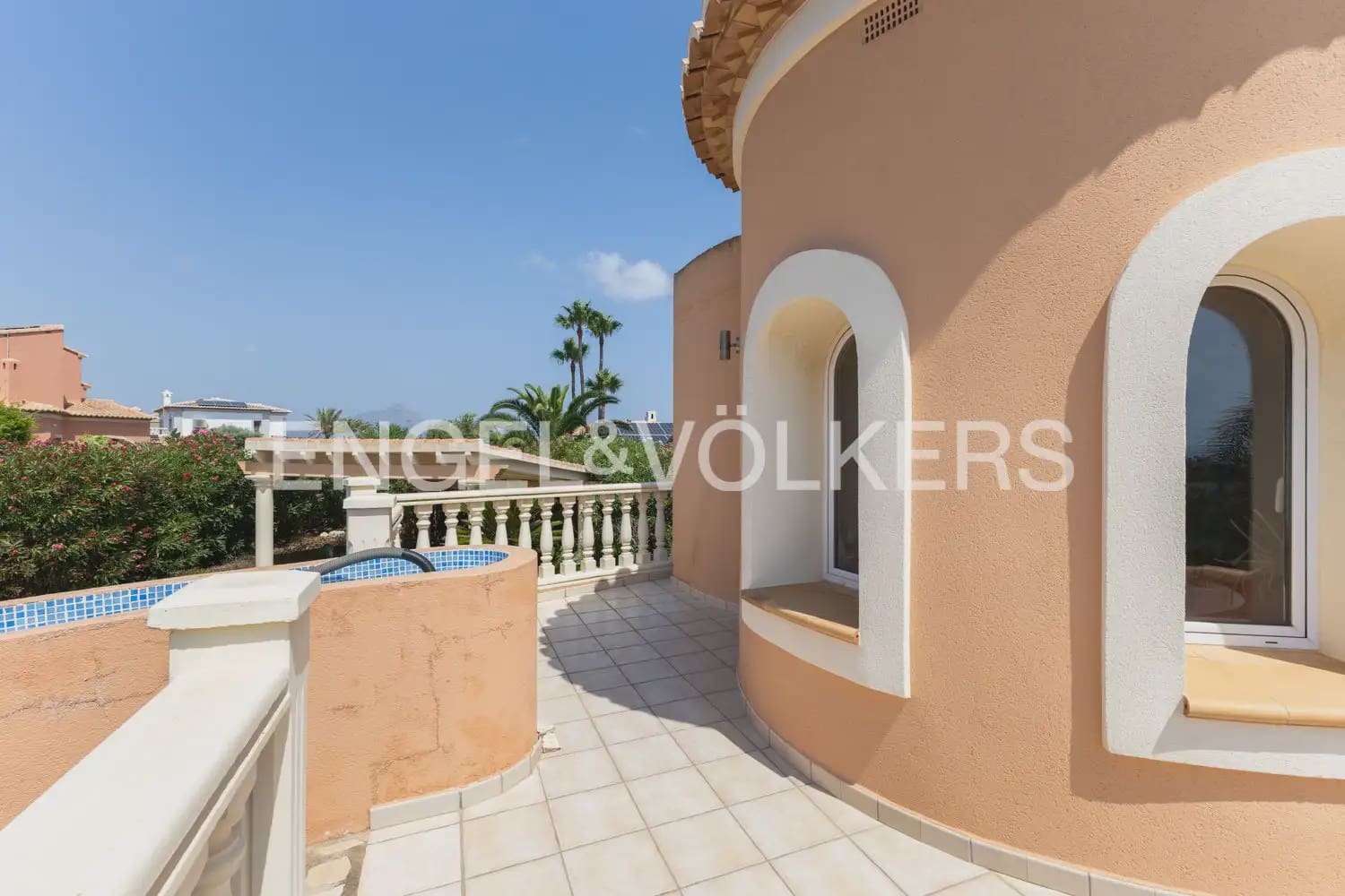 3 soverom Villa til salgs i Javea / Xabia med svømmebasseng garasje - € 810 000 (Ref: 9990000)