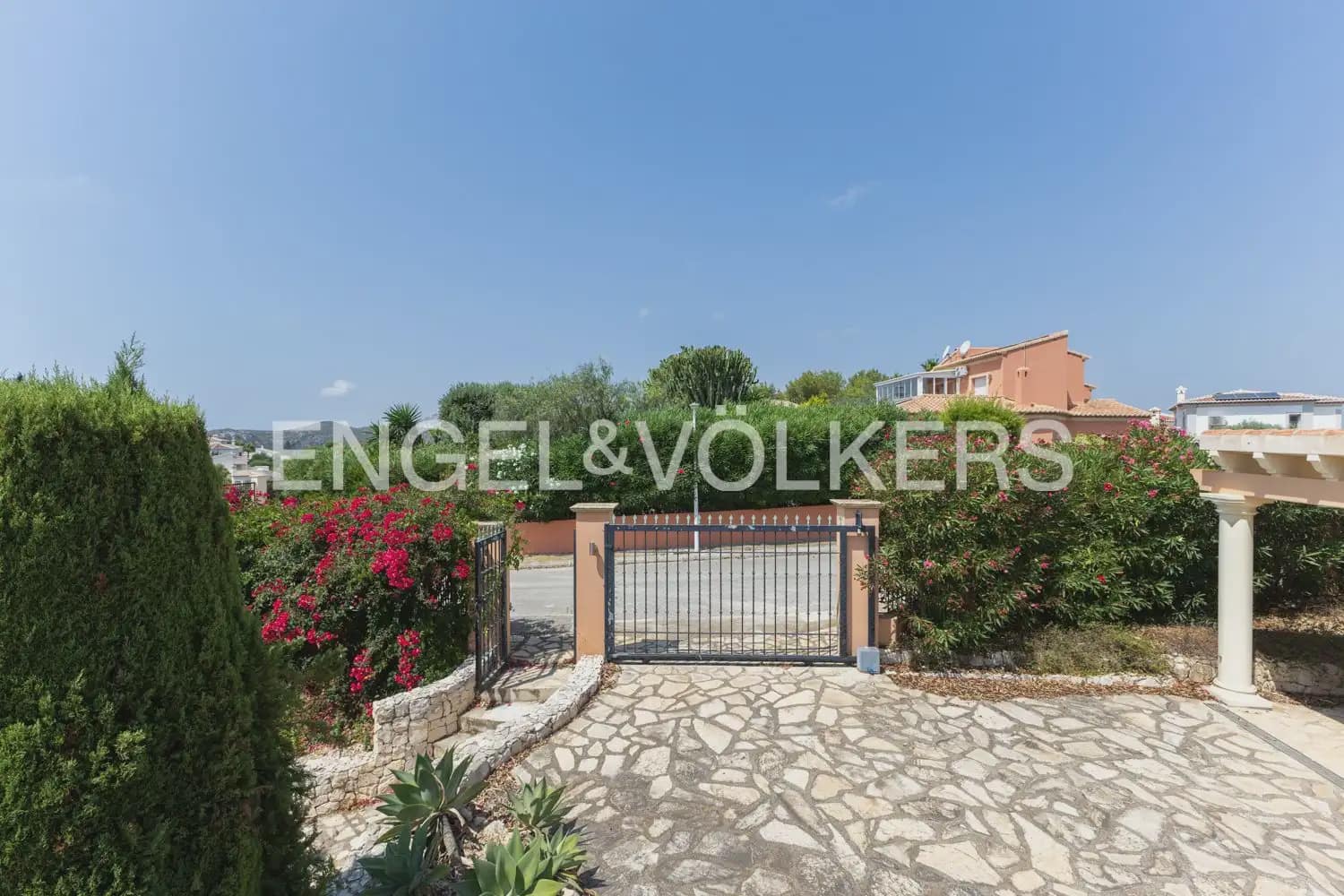 3 soverom Villa til salgs i Javea / Xabia med svømmebasseng garasje - € 810 000 (Ref: 9990000)