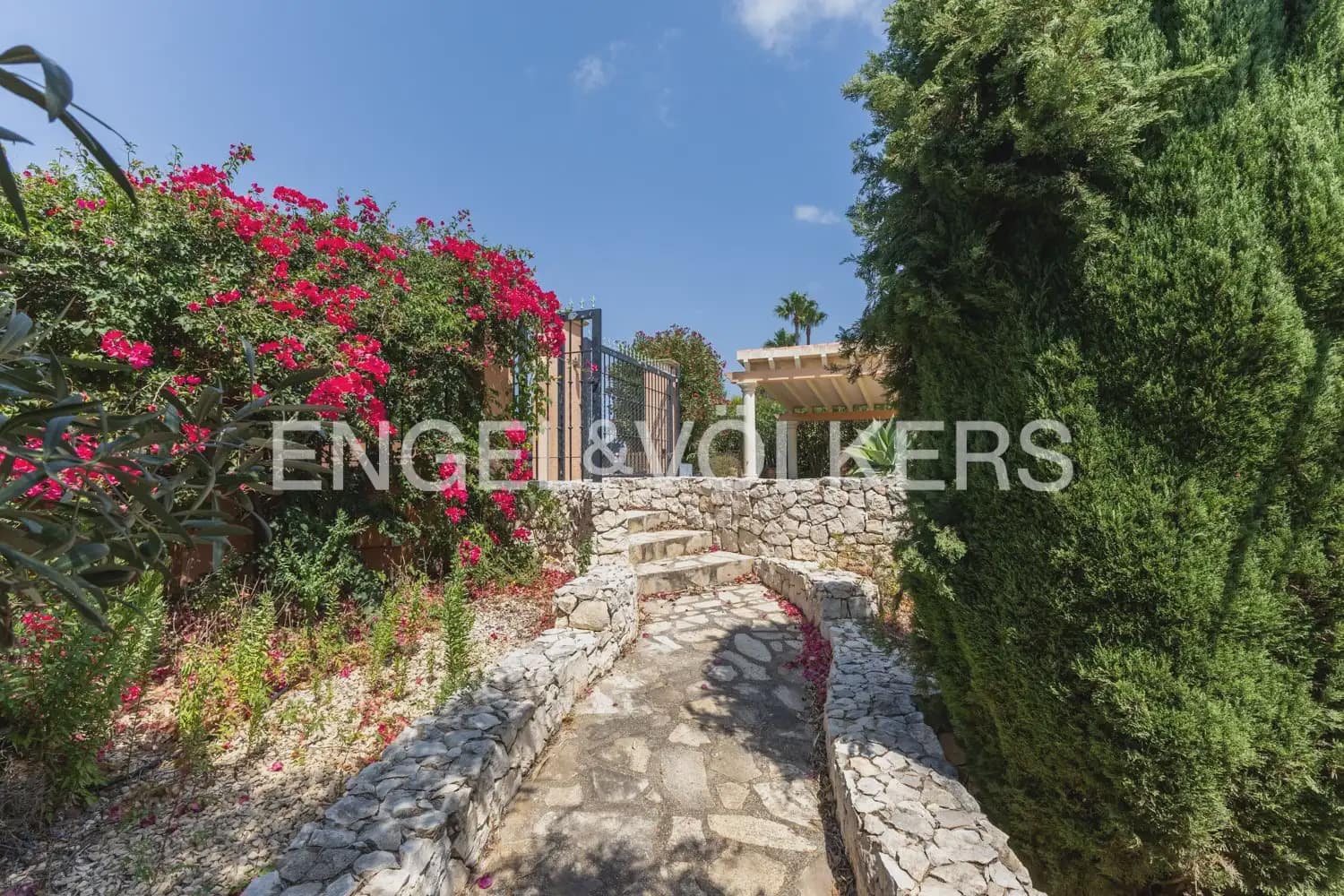 3 soverom Villa til salgs i Javea / Xabia med svømmebasseng garasje - € 810 000 (Ref: 9990000)
