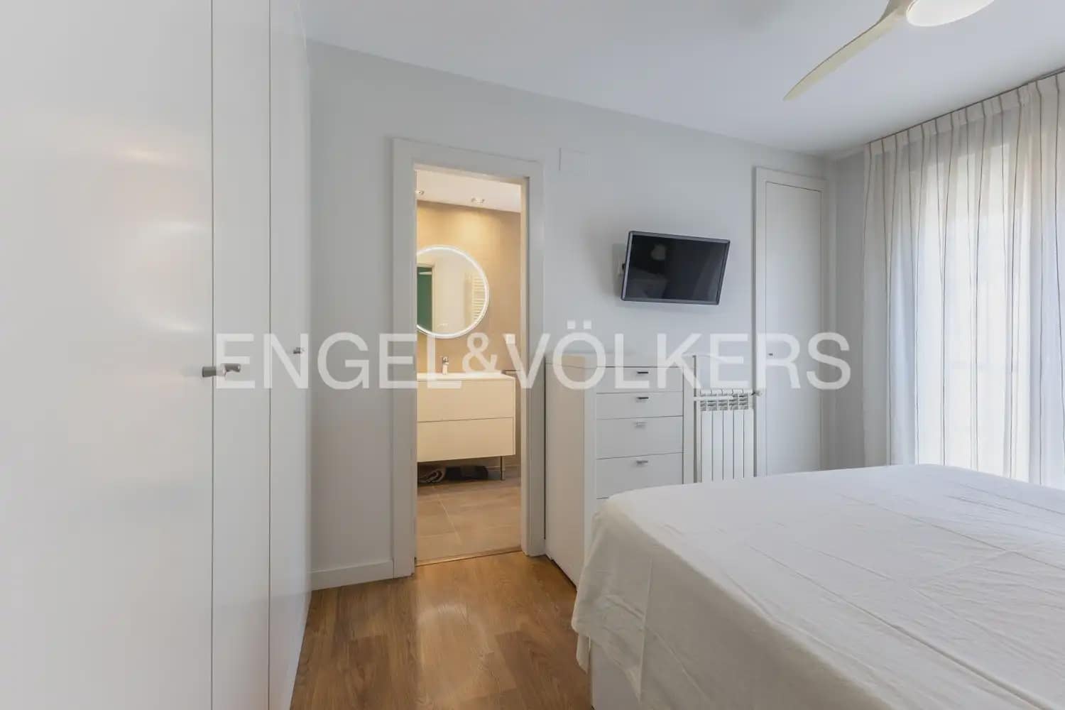 3 soverom Leilighet til salgs i Valencia by med svømmebasseng garasje - € 490 000 (Ref: 9991550)