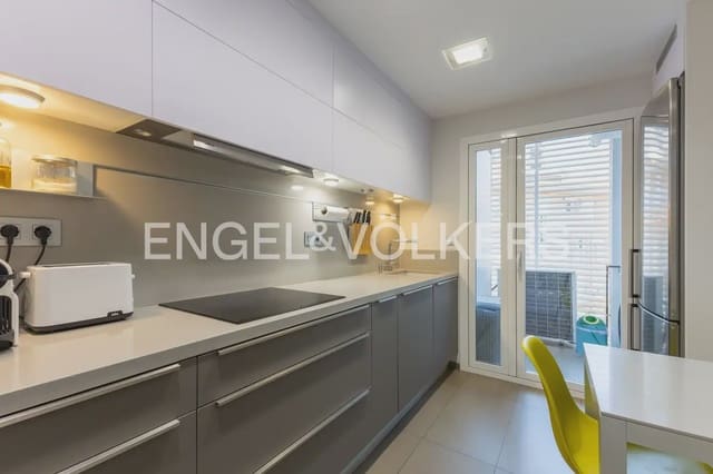 3 soverom Leilighet til salgs i Benicalap, Valencia by med svømmebasseng garasje - € 490 000 (Ref: 9991550)
