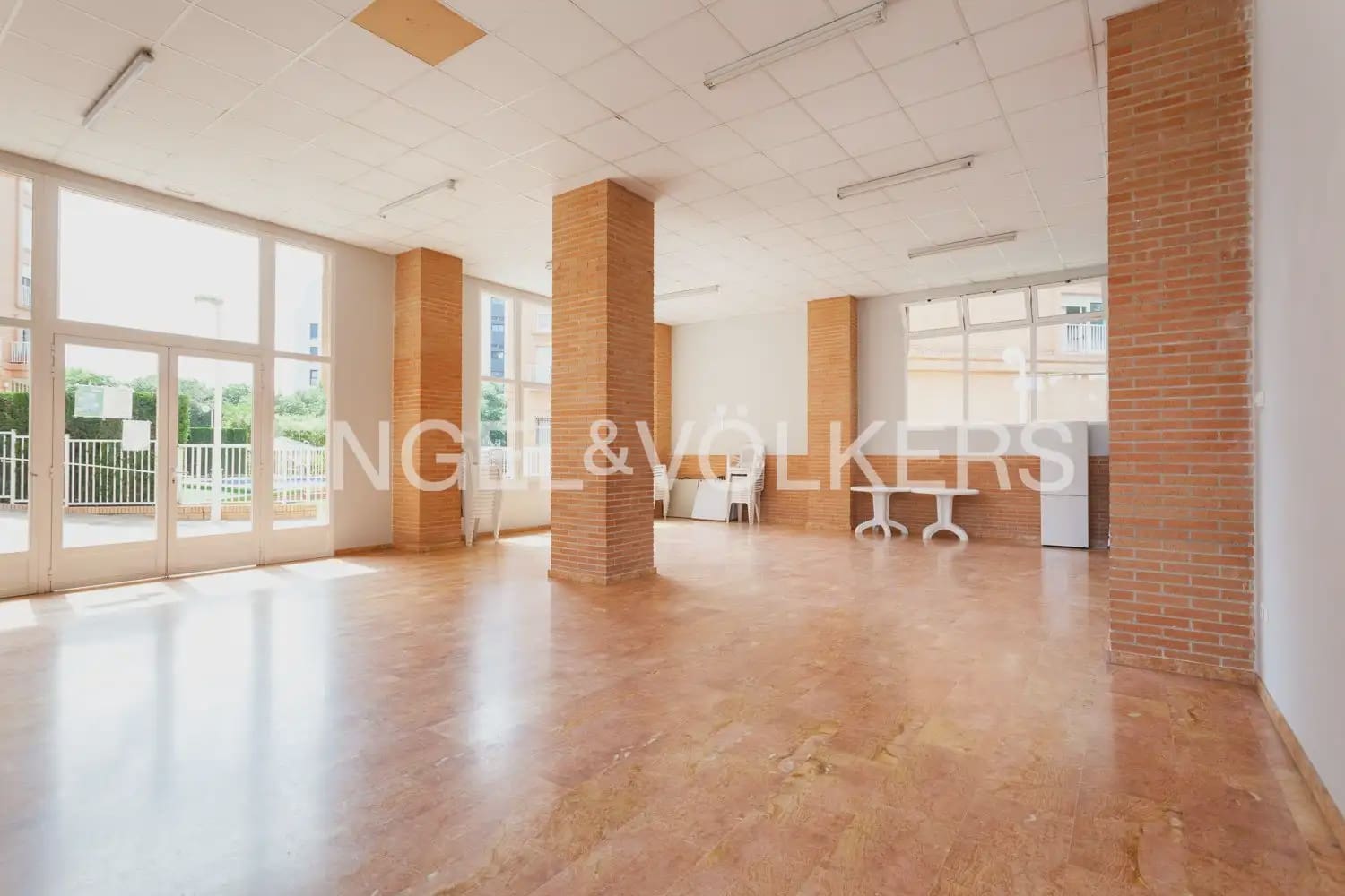 3 soverom Leilighet til salgs i Valencia by med svømmebasseng garasje - € 490 000 (Ref: 9991550)