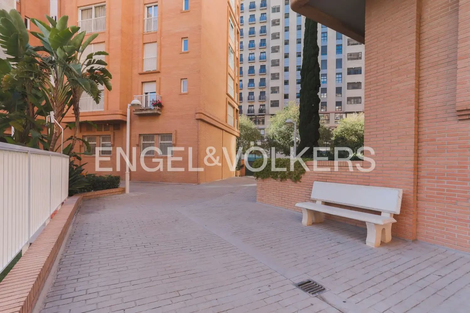 3 soverom Leilighet til salgs i Valencia by med svømmebasseng garasje - € 490 000 (Ref: 9991550)