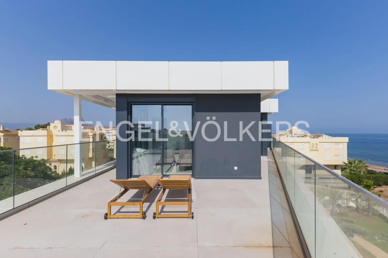 3 soveværelse Penthouse til salg i Denia - € 1.595.000 (Ref: 9991552)