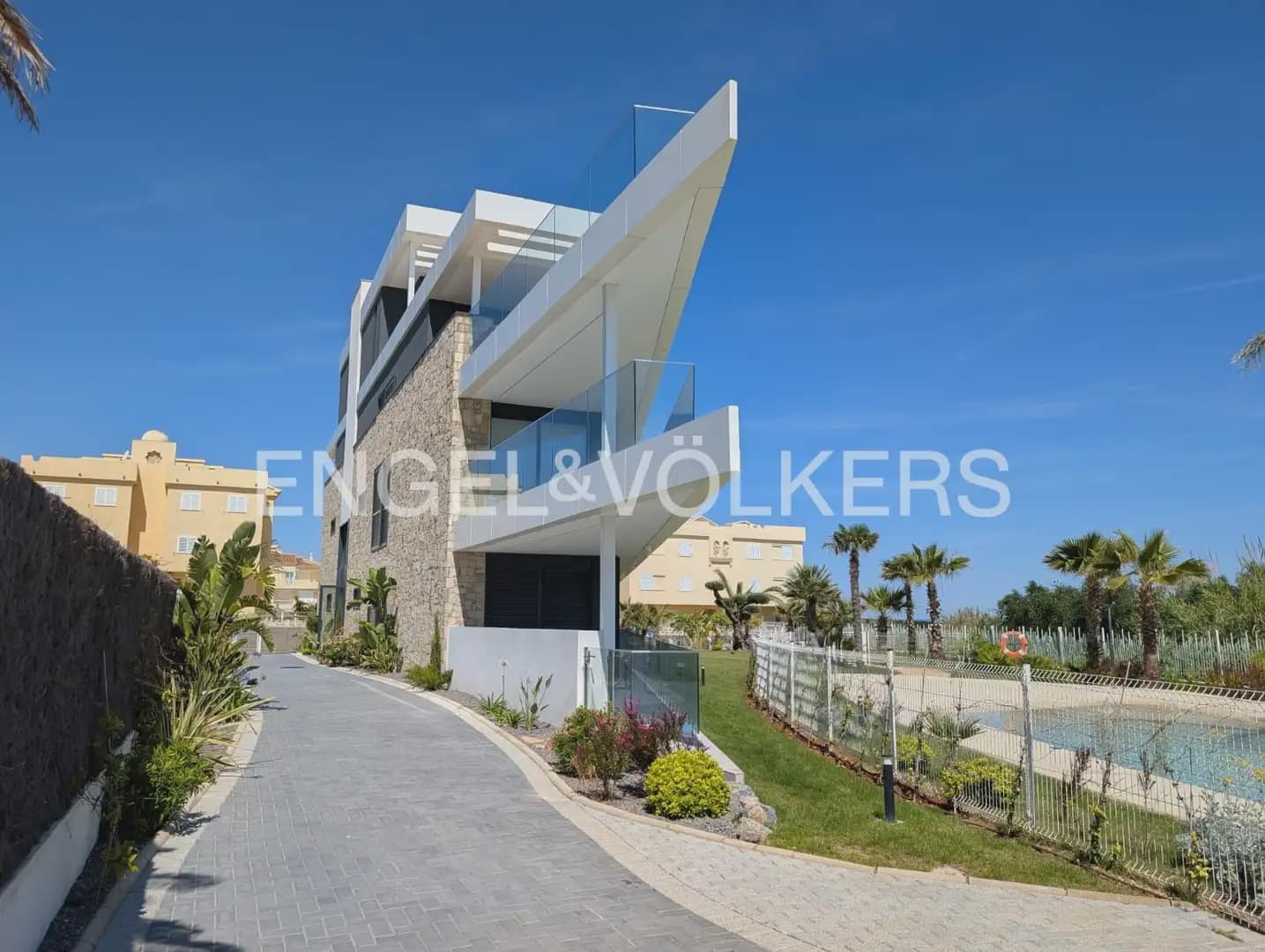 3 soveværelse Penthouse til salg i Denia - € 1.595.000 (Ref: 9991552)