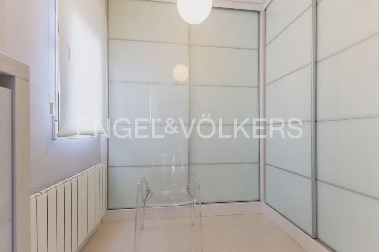2 bedroom Flat for sale in Valencia city - € 495,000 (Ref: 9992027)