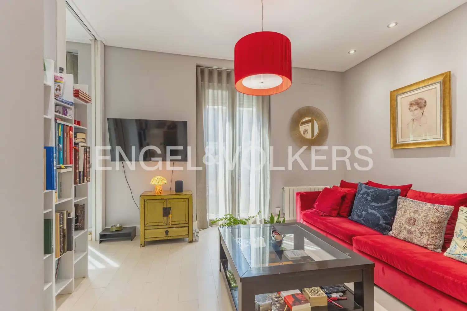 2 bedroom Flat for sale in Valencia city - € 495,000 (Ref: 9992027)