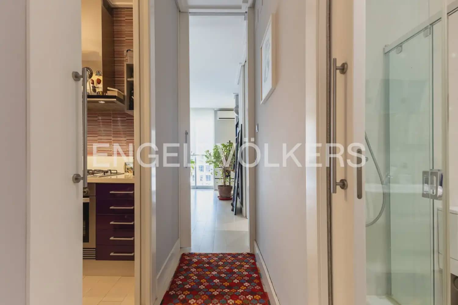 2 bedroom Flat for sale in Valencia city - € 495,000 (Ref: 9992027)