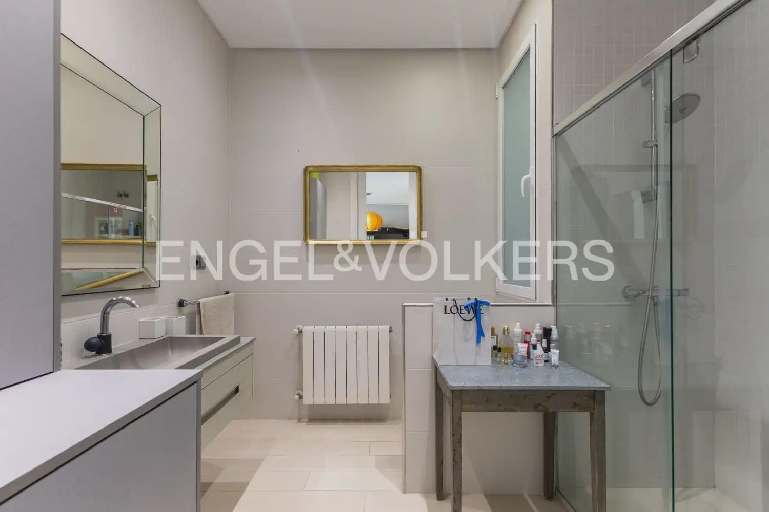2 bedroom Flat for sale in Valencia city - € 495,000 (Ref: 9992027)