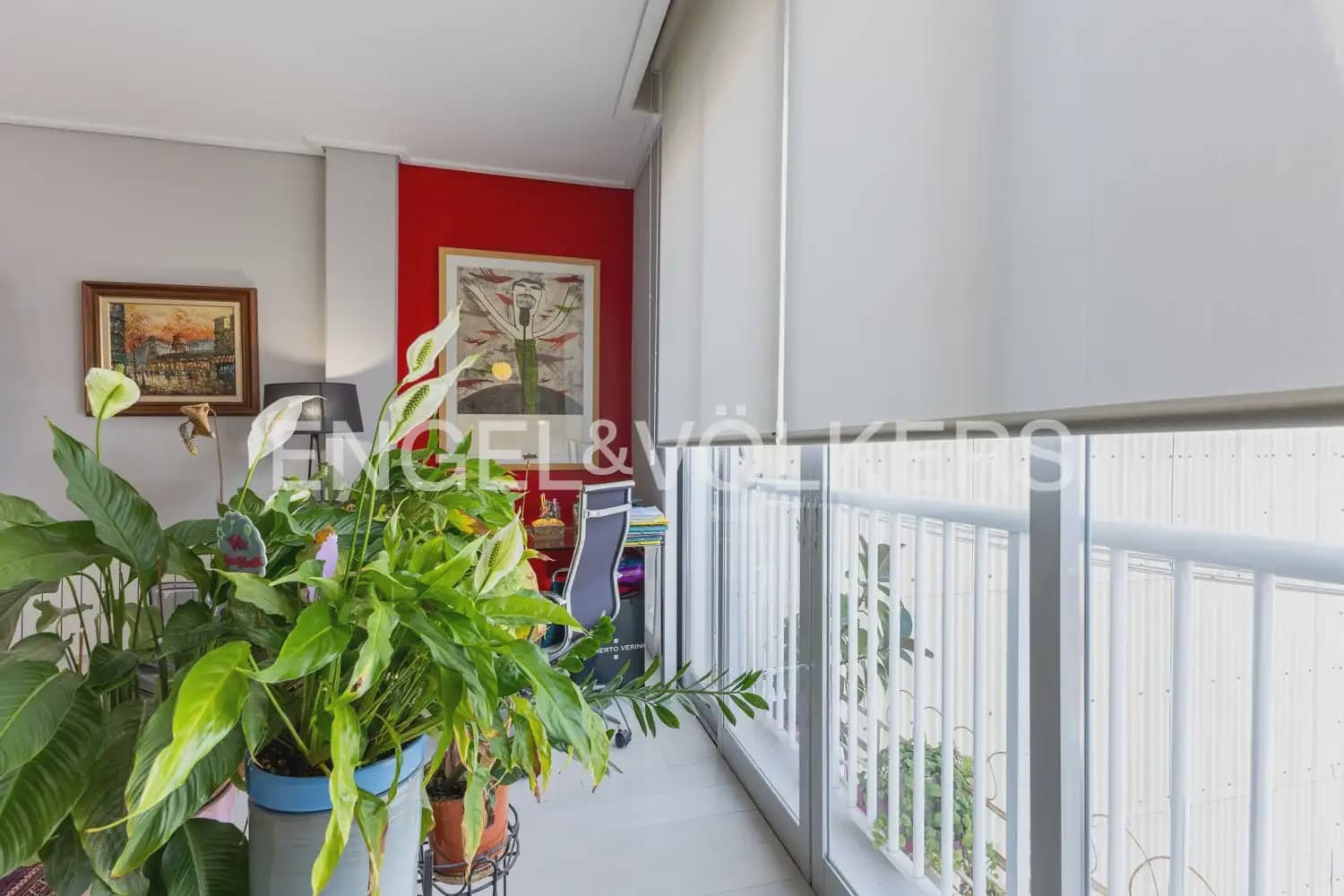 2 bedroom Flat for sale in Valencia city - € 495,000 (Ref: 9992027)
