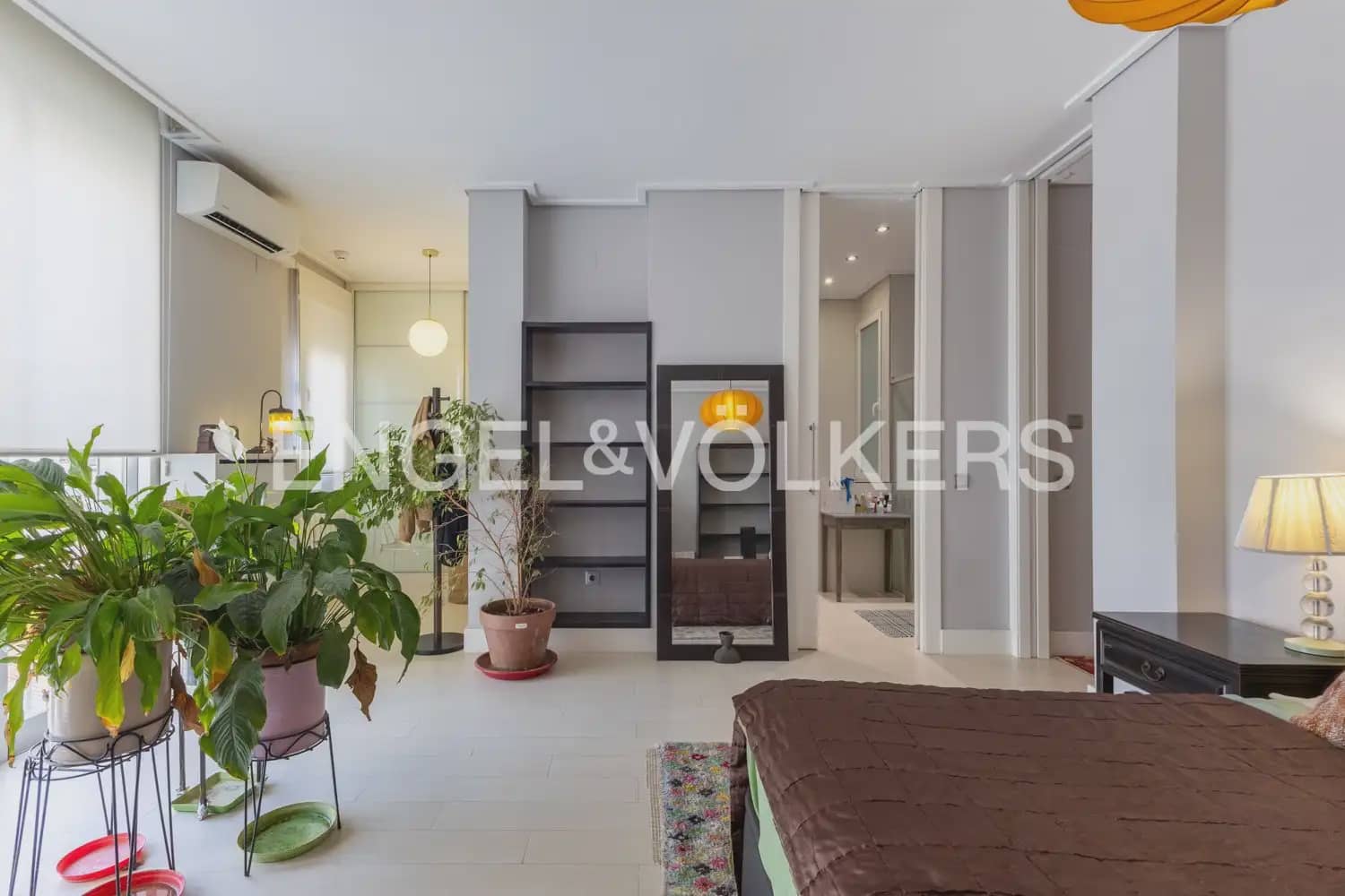 2 bedroom Flat for sale in Valencia city - € 495,000 (Ref: 9992027)