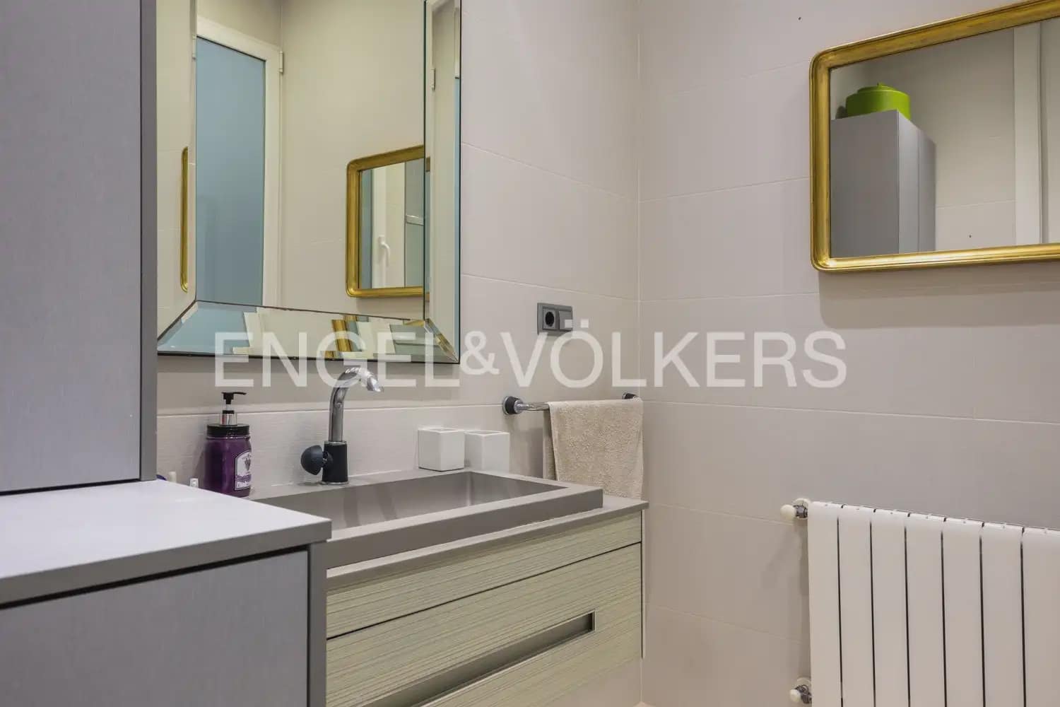 2 bedroom Flat for sale in Valencia city - € 495,000 (Ref: 9992027)