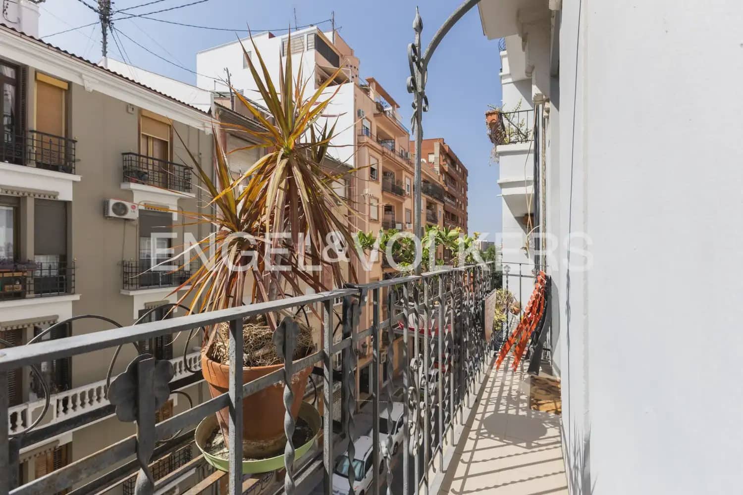 2 bedroom Flat for sale in Valencia city - € 495,000 (Ref: 9992027)