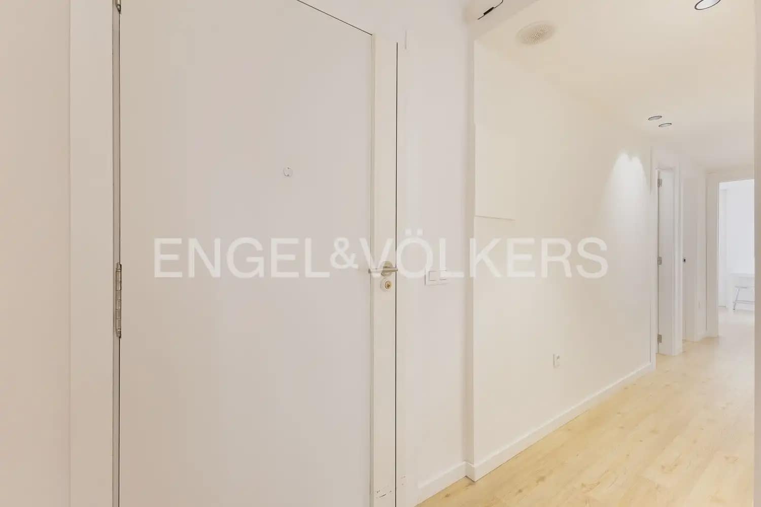2 camera da letto Appartamento da affittare in Valencia citta - 1.850 € (Rif: 9993659)