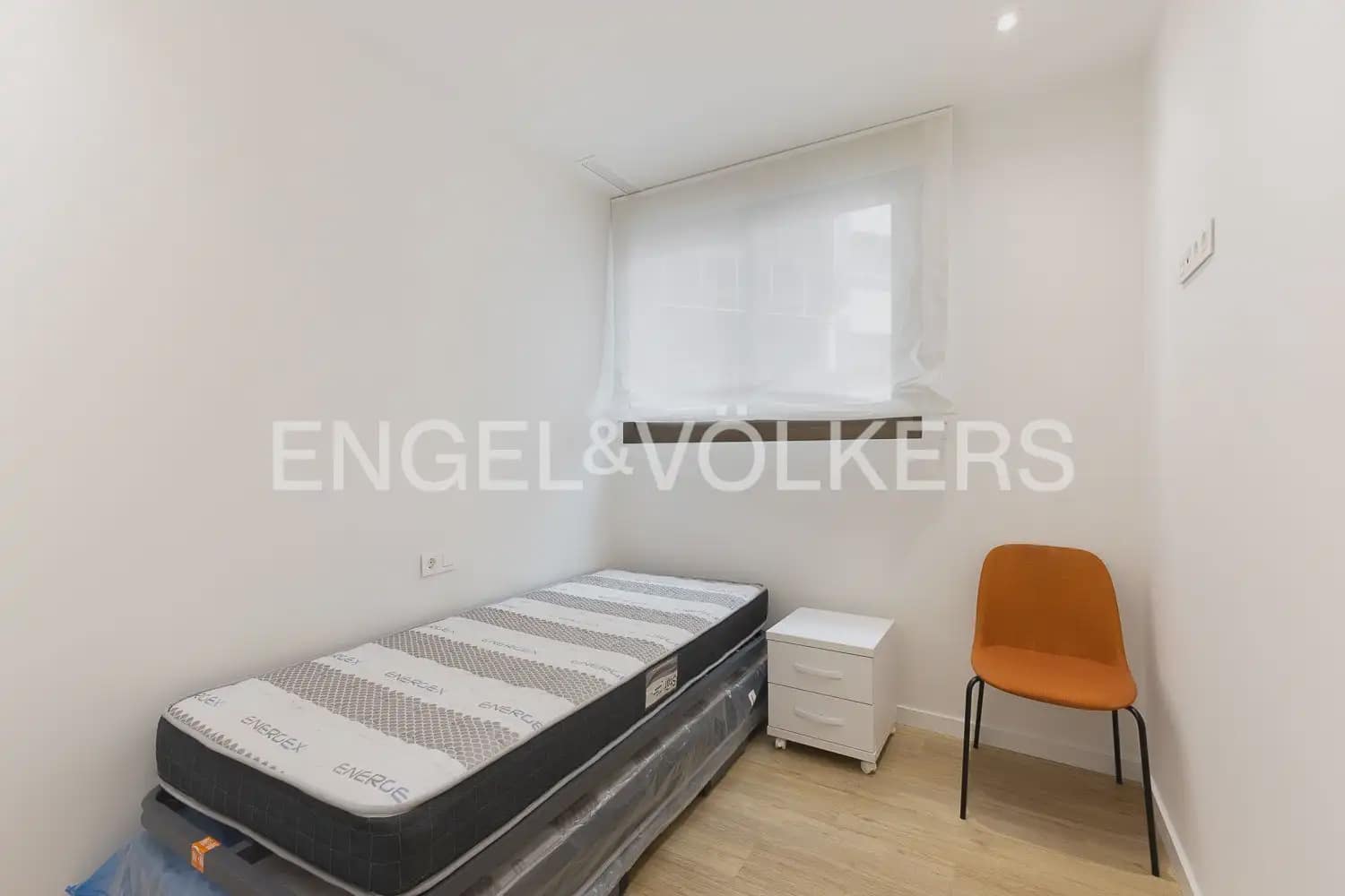 2 camera da letto Appartamento da affittare in Valencia citta - 1.850 € (Rif: 9993659)