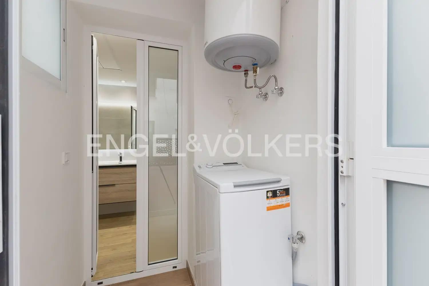 2 camera da letto Appartamento da affittare in Valencia citta - 1.850 € (Rif: 9993659)