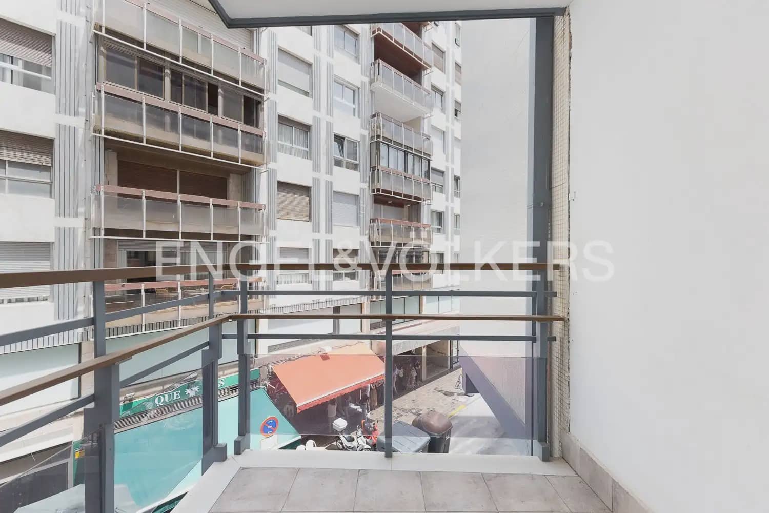 2 camera da letto Appartamento da affittare in Valencia citta - 1.850 € (Rif: 9993659)
