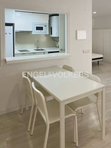 1 soverom Leilighet til leie i Sant Francesc, Valencia by - € 1 500 (Ref: 9995973)