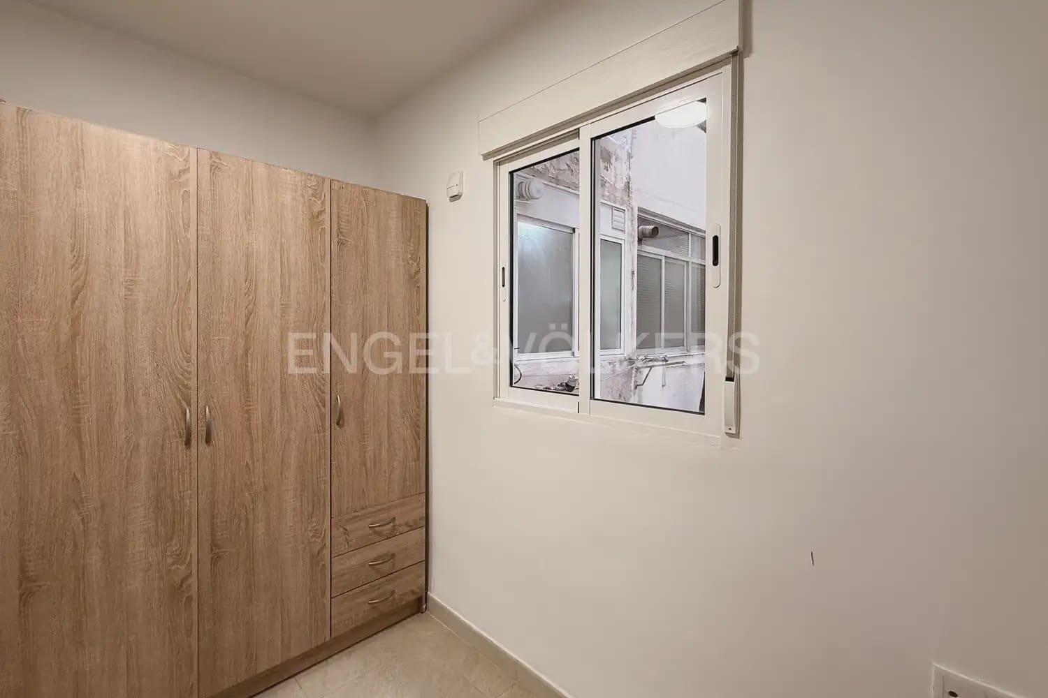 3 soveværelse Lejlighed til leje i Valencia by - € 1.500 (Ref: 9995974)
