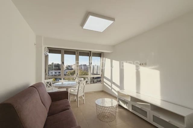 3 soveværelse Lejlighed til leje i Tres Forques, Valencia by - € 1.500 (Ref: 9995974)