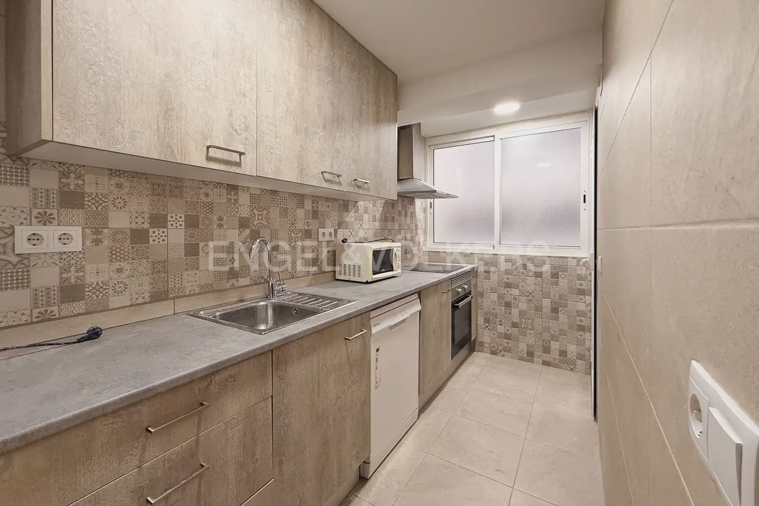 3 soveværelse Lejlighed til leje i Valencia by - € 1.500 (Ref: 9995974)