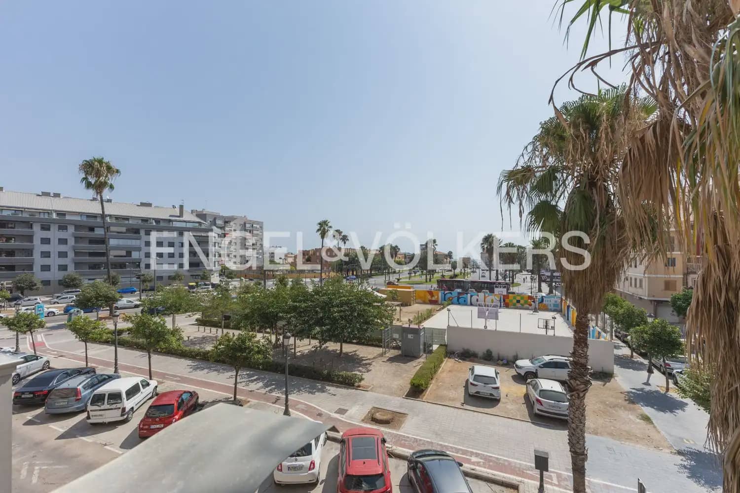 3 slaapkamer Flat te huur in Valencia stad - € 1.600 (Ref: 9995976)