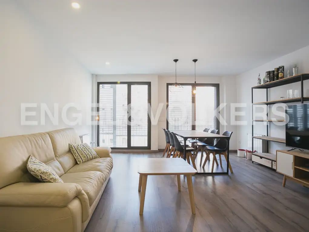 3 quarto Apartamento para arrendar em Valencia cidade com garagem - 2 300 € (Ref: 9995978)