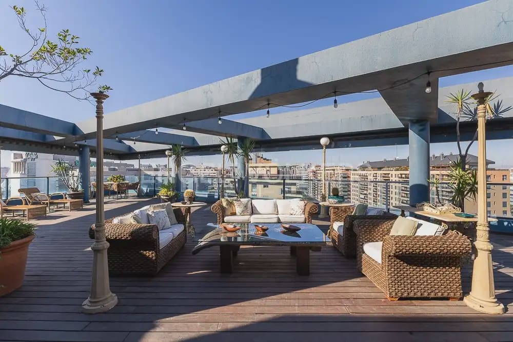 4 quarto Penthouse para arrendar em Valencia cidade com piscina garagem - 5 000 € (Ref: 9995979)